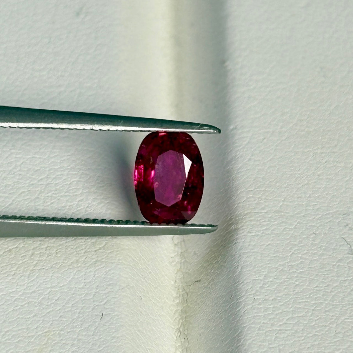 A BURMESE MOGOK GEM RUBY