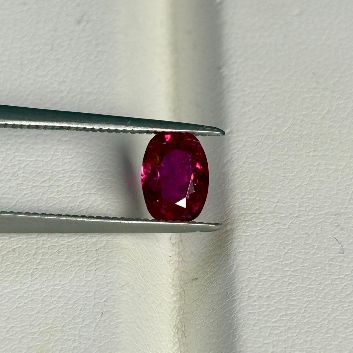 A BURMESE MOGOK GEM RUBY