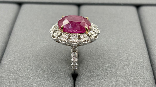 A BURMESE ANTIQUE RUBY IN A RING