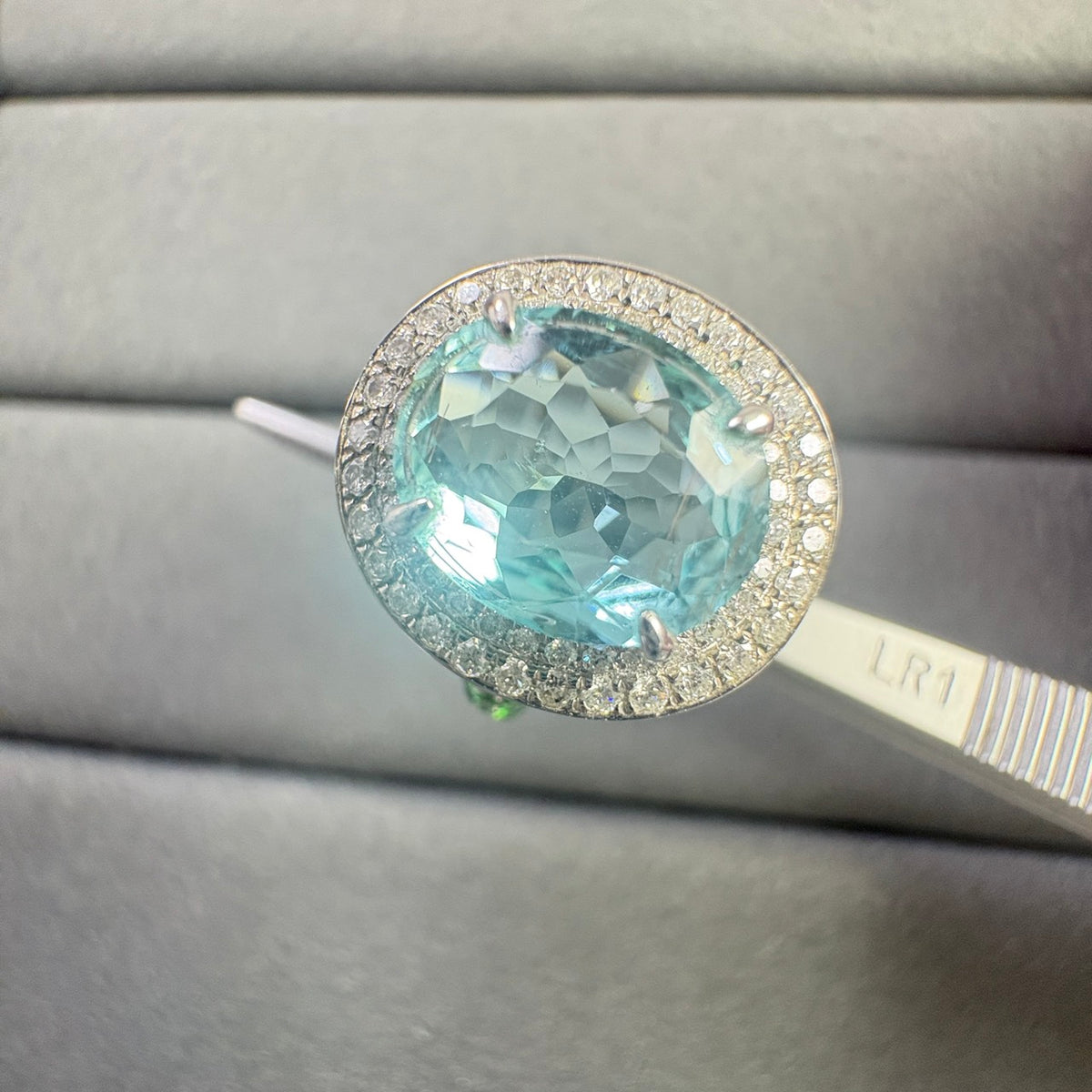 A PARAIBA RING 2.98 CARATS