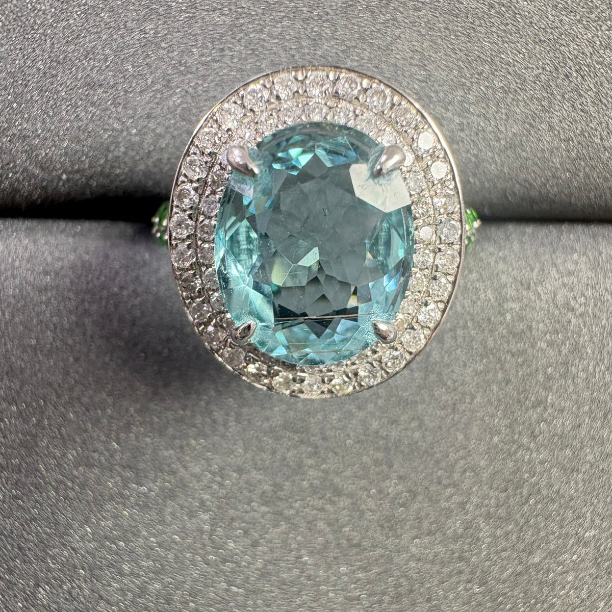 A PARAIBA RING 2.98 CARATS