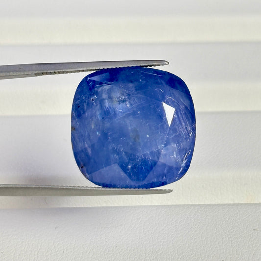 A BURMESE SAPPHIRE 26.82 CARATS GRS