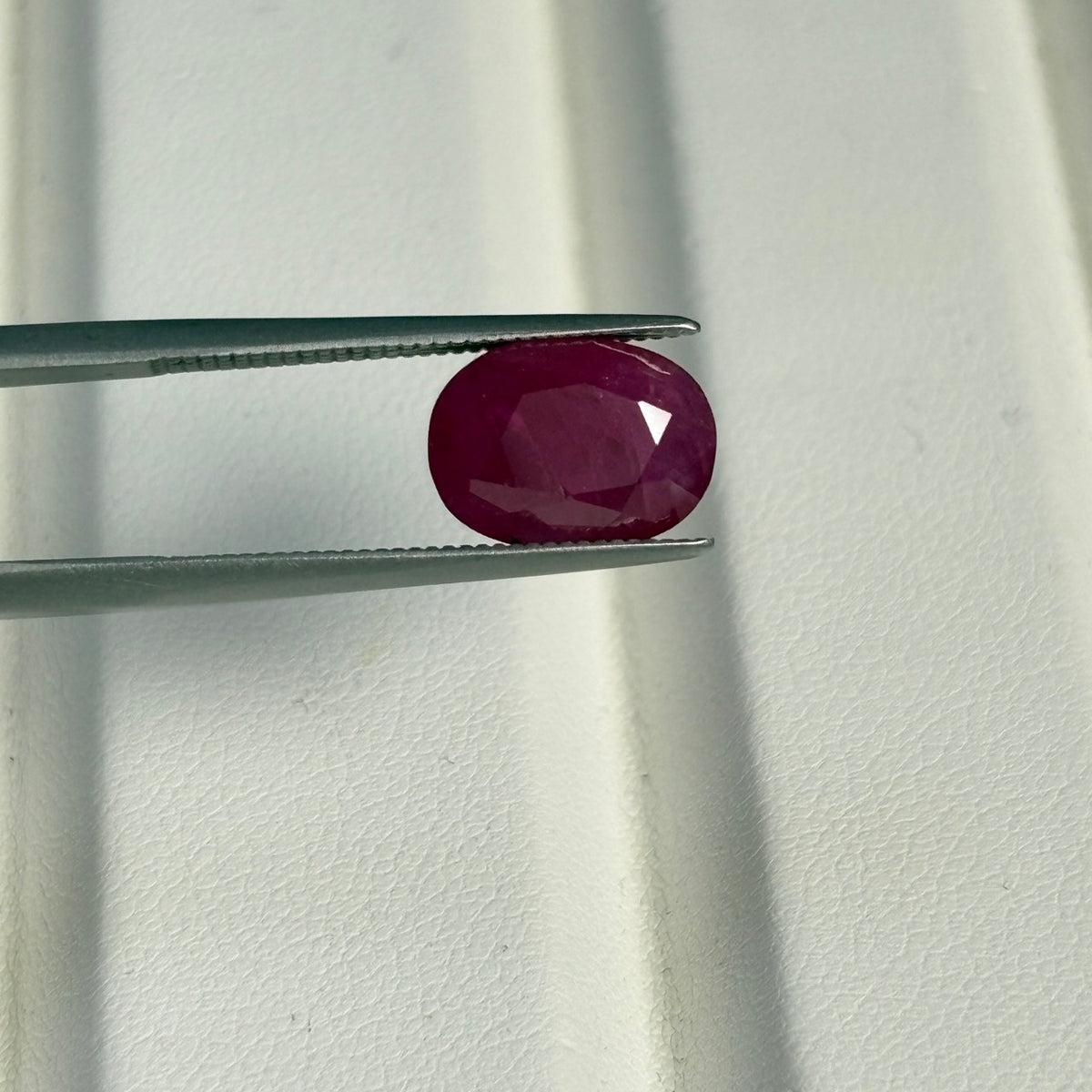 A MOGOK RUBY 5.10 CARATS GRS CERTIFIED