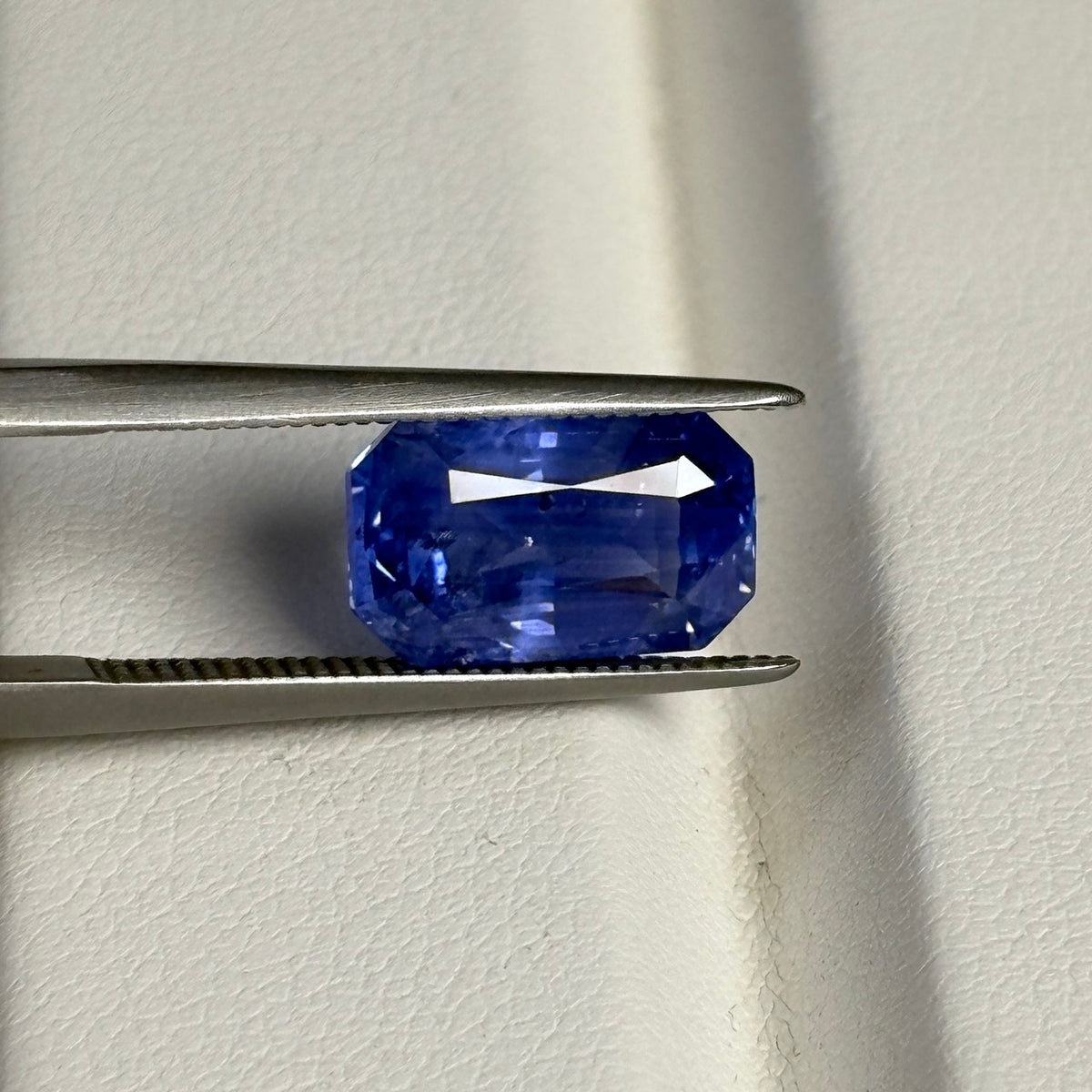 CEYLON SAPPHIRE(H) 5.45 CTS CERTIFIED