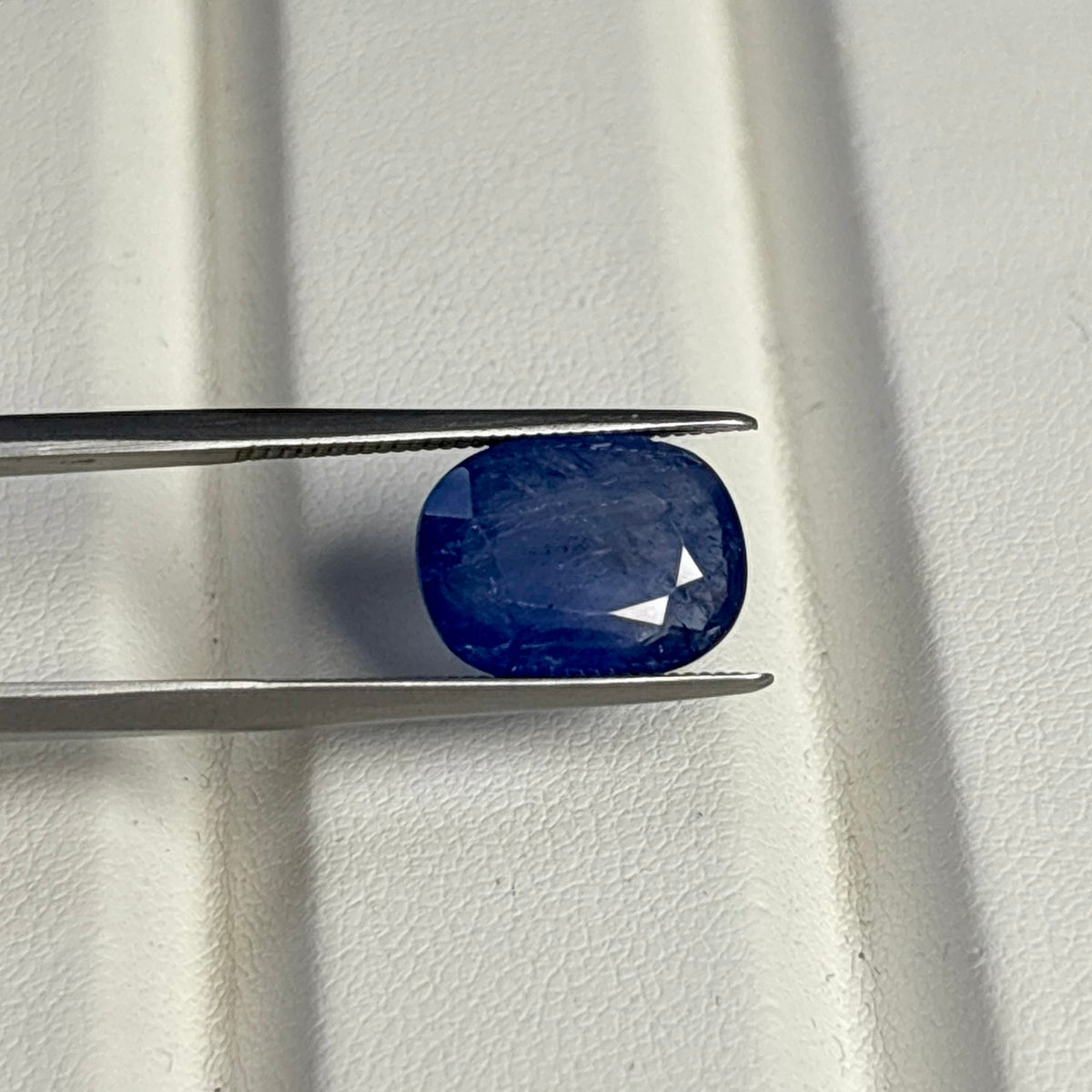 A BURMESE BLUE SAPPHIRE (GRS) 6.37CTS.