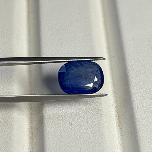 A BURMESE BLUE SAPPHIRE (GRS) 6.37CTS.